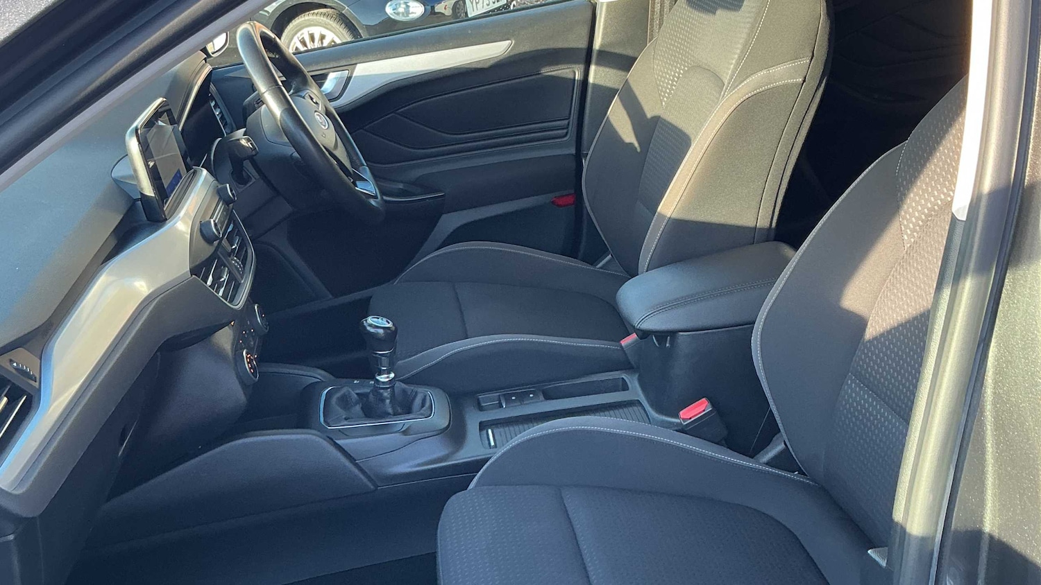 Used Ford Focus 2018 for sale - 76401332: Photo 8