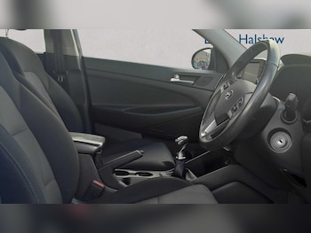 Used Hyundai TUCSON 2019 for sale - 76523993: Photo