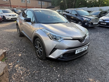 Used Toyota C-HR 2018 for sale - 78742075: Photo