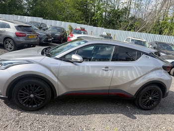 Used Toyota C-HR 2021 for sale - 78742062: Photo
