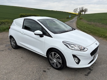 Used Ford Fiesta 2020 for sale - 79290201: Photo