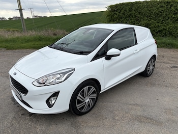 Used Ford Fiesta 2020 for sale - 79290201: Photo