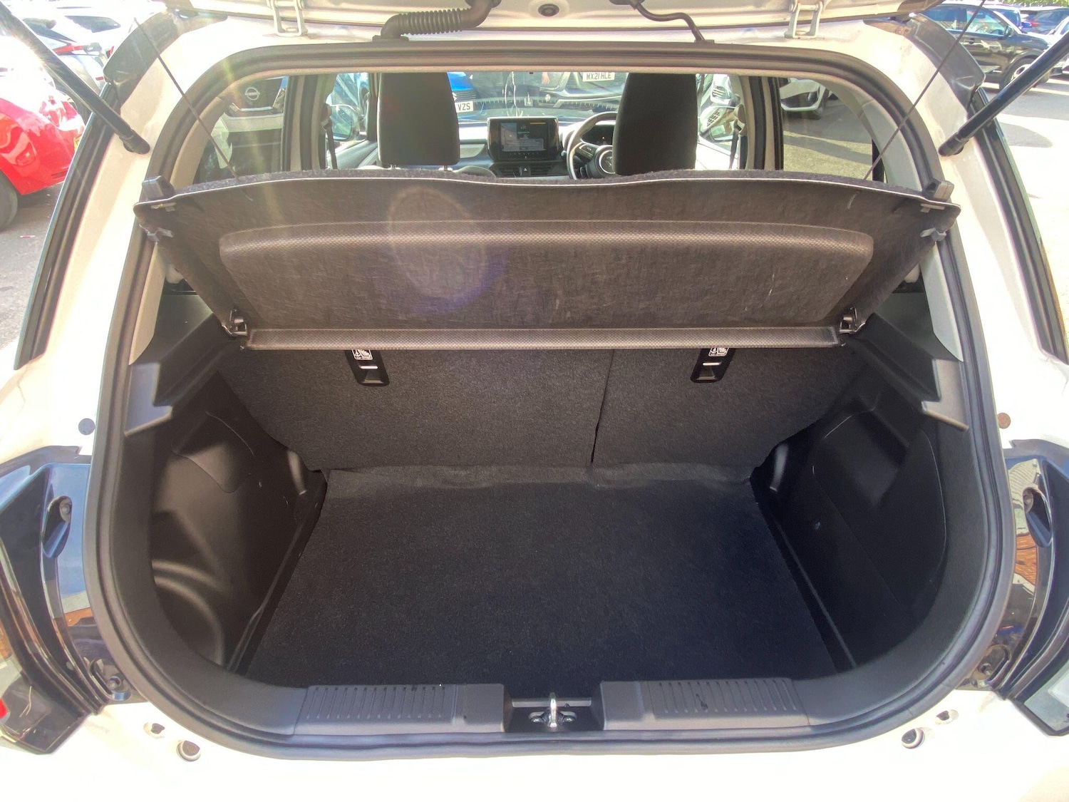 Used Suzuki Swift for sale - 77737451: Photo 8