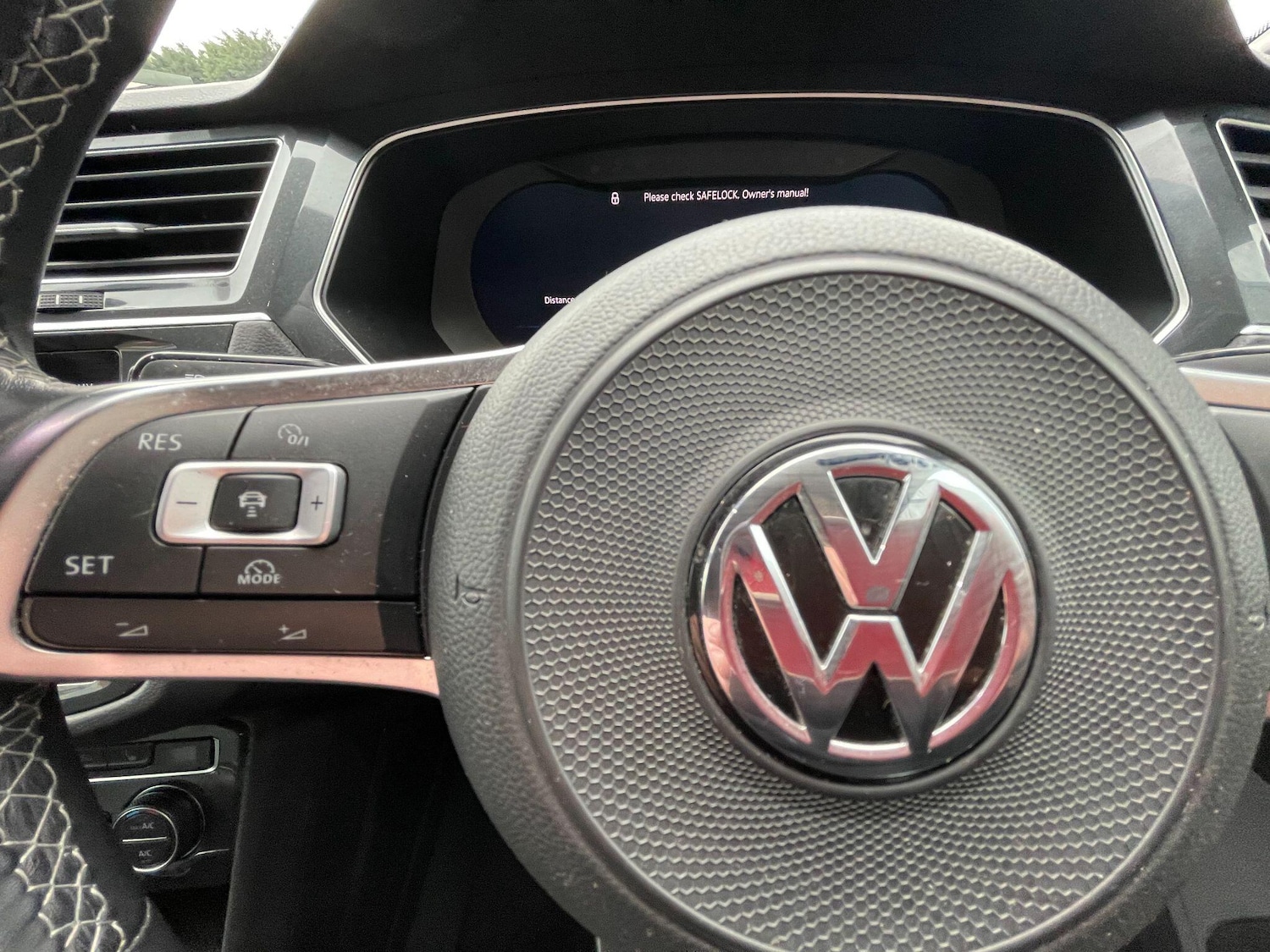 Used Volkswagen Tiguan 2018 for sale - 77598227: Photo 33