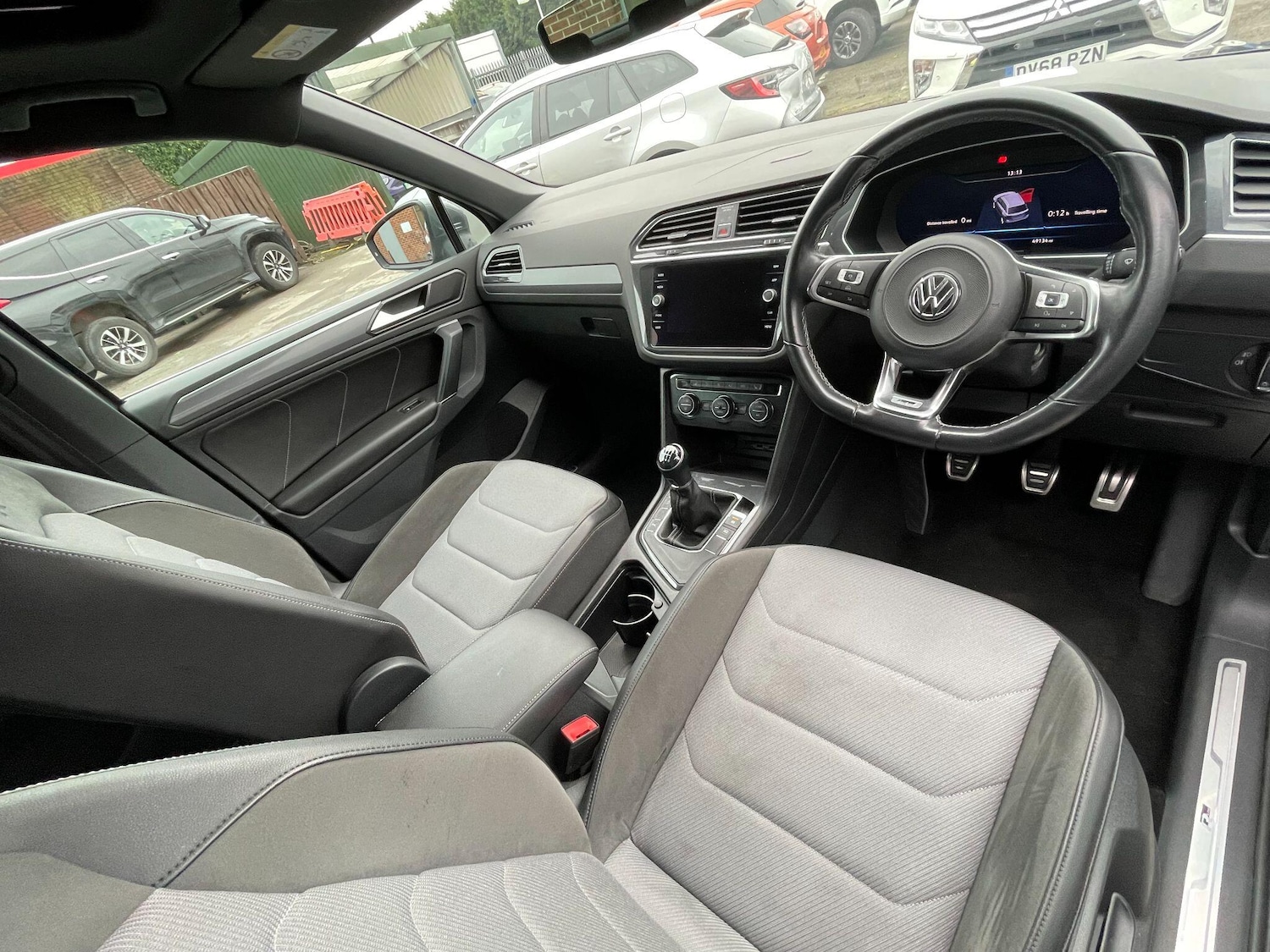 Used Volkswagen Tiguan 2018 for sale - 77598227: Photo 37