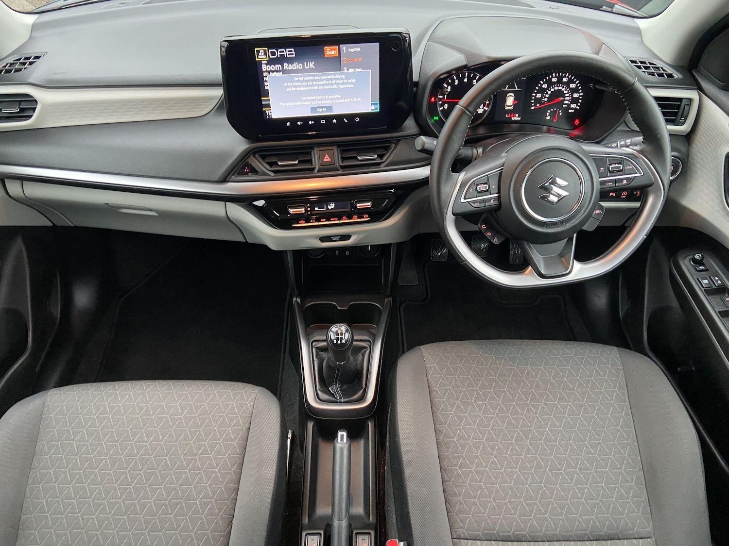 Used Suzuki Swift 2024 for sale - 77892675: Photo 9