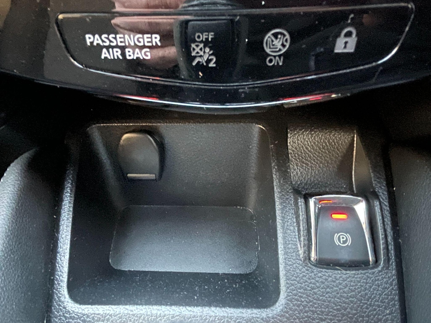 Used Nissan Qashqai 2017 for sale - 77040173: Photo 18