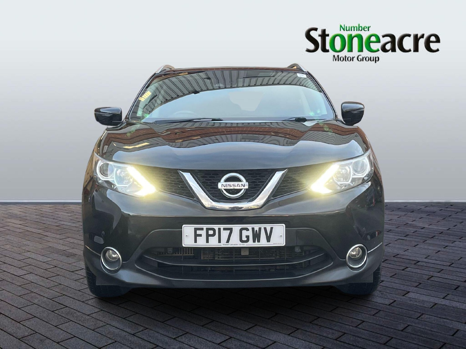 Used Nissan Qashqai 2017 for sale - 77040173: Photo 2