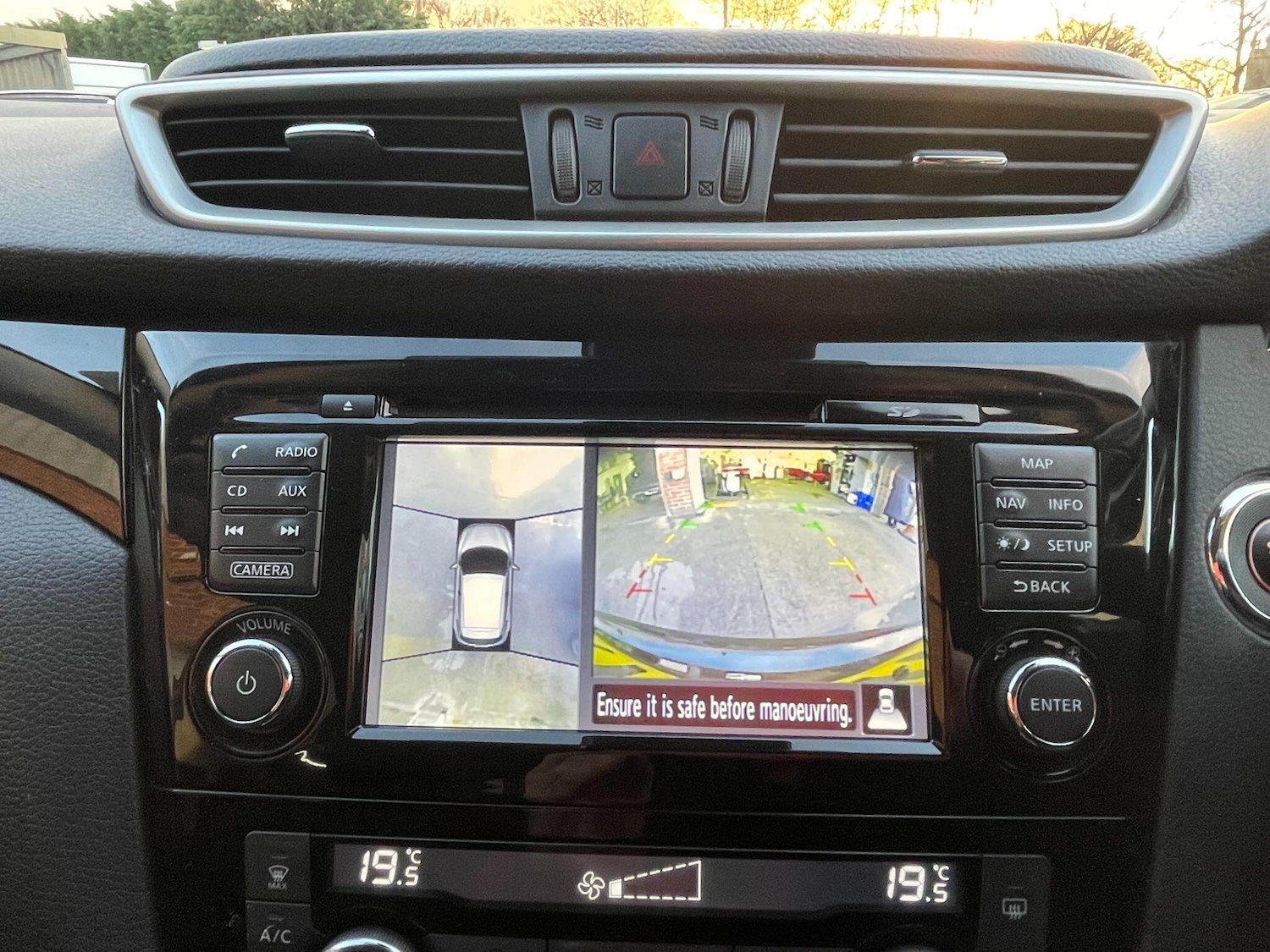 Used Nissan Qashqai 2017 for sale - 77040173: Photo 25