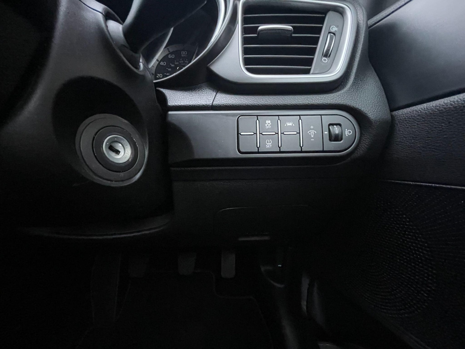 Used Kia XCeed 2020 for sale - 77892098: Photo 15