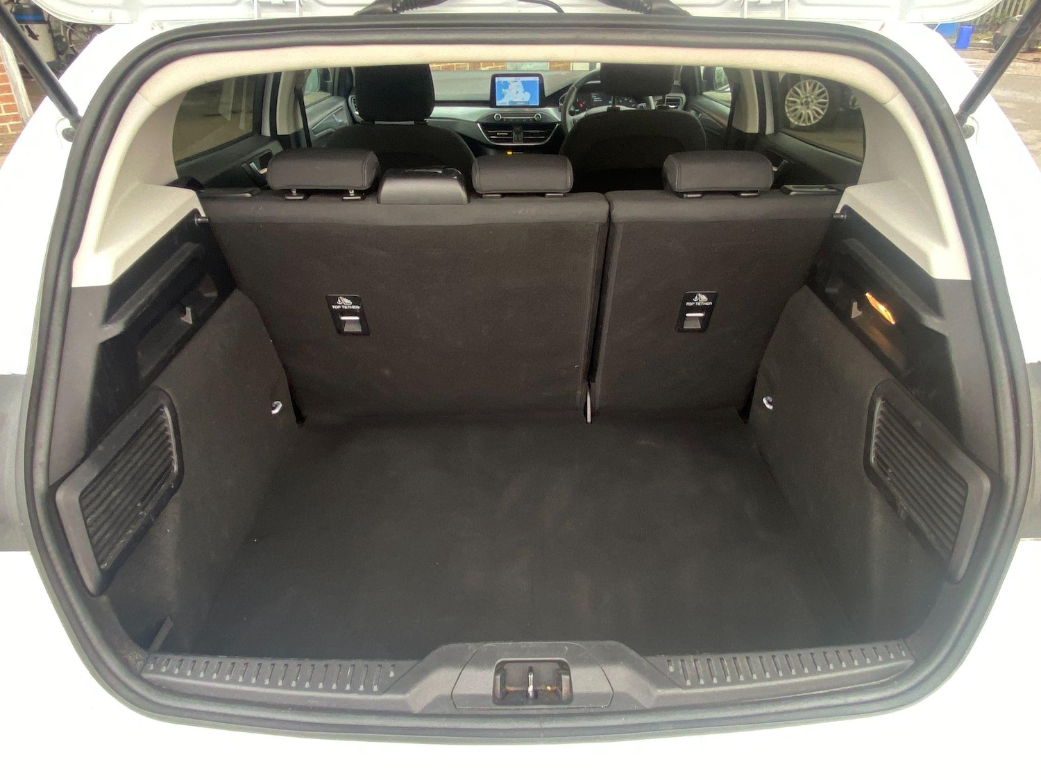 Used Ford Focus 2020 for sale - 76246958: Photo 10