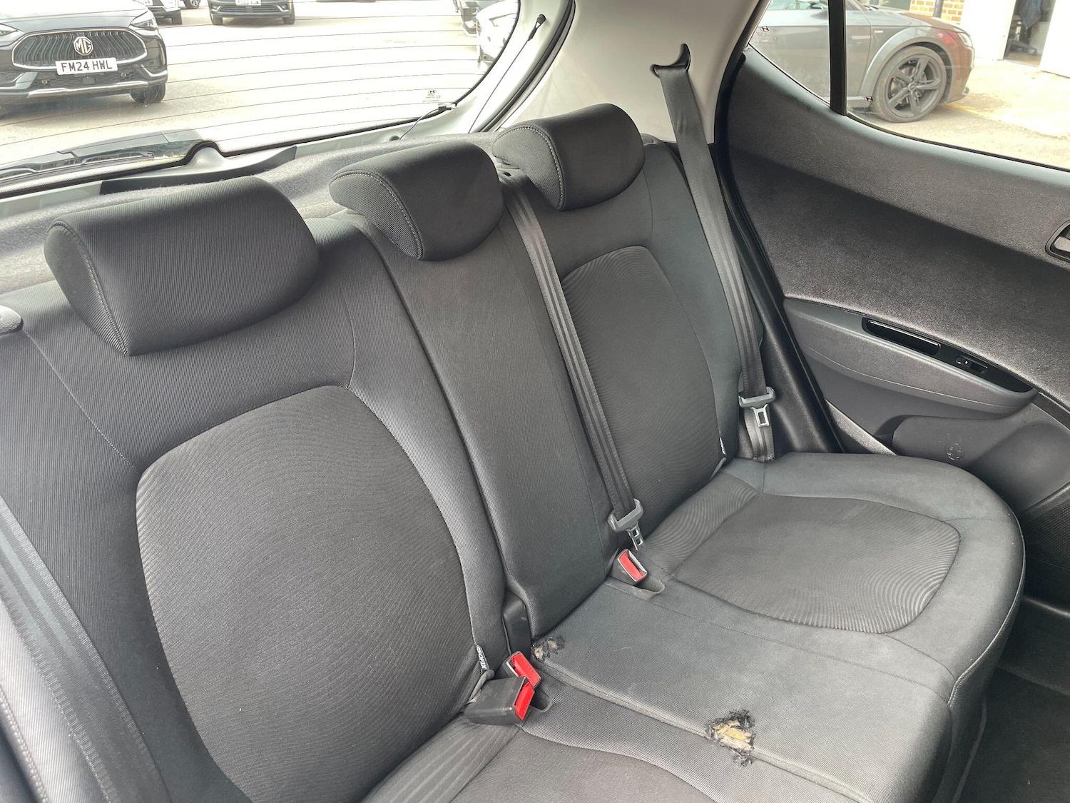 Used Hyundai i10 2018 for sale - 77671593: Photo 13