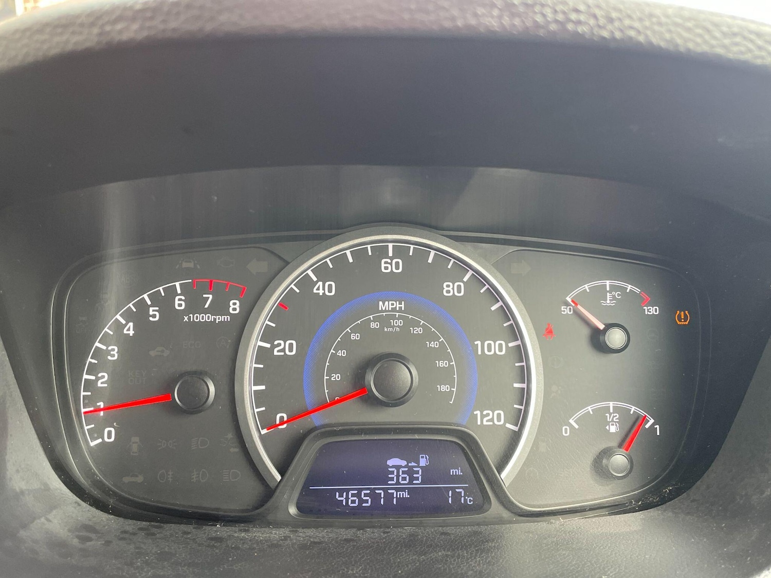 Used Hyundai i10 2018 for sale - 77671593: Photo 24