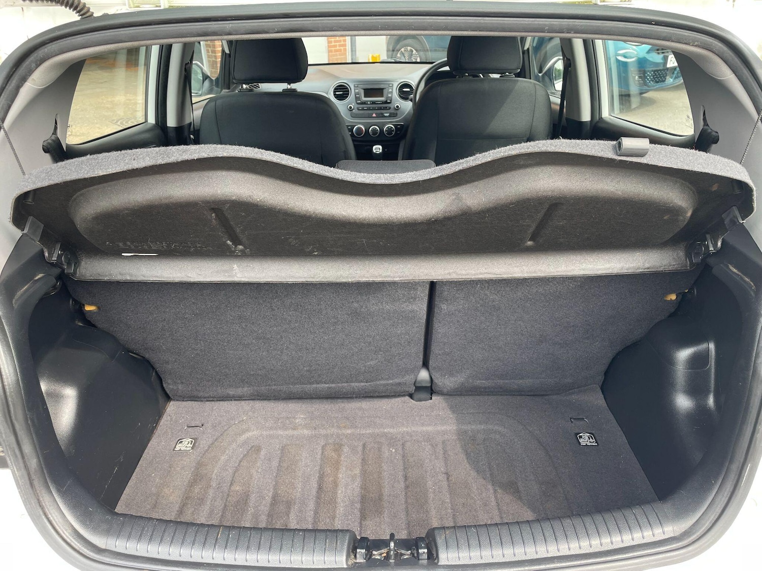 Used Hyundai i10 2018 for sale - 77671593: Photo 26