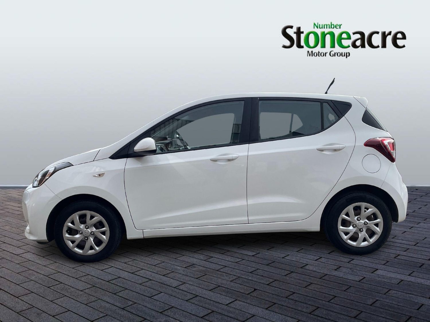 Used Hyundai i10 2018 for sale - 77671593: Photo 5