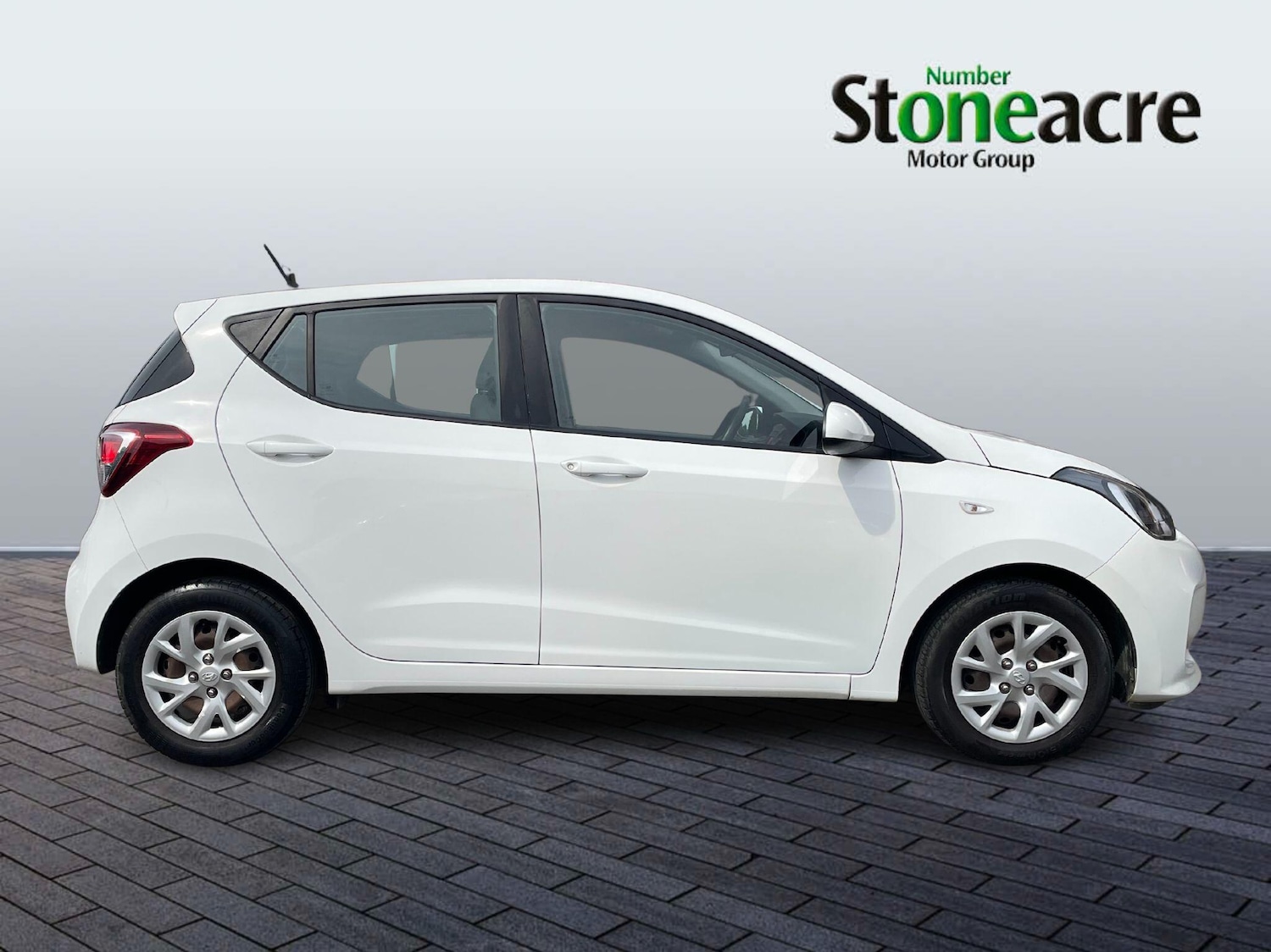 Used Hyundai i10 2018 for sale - 77671593: Photo 7