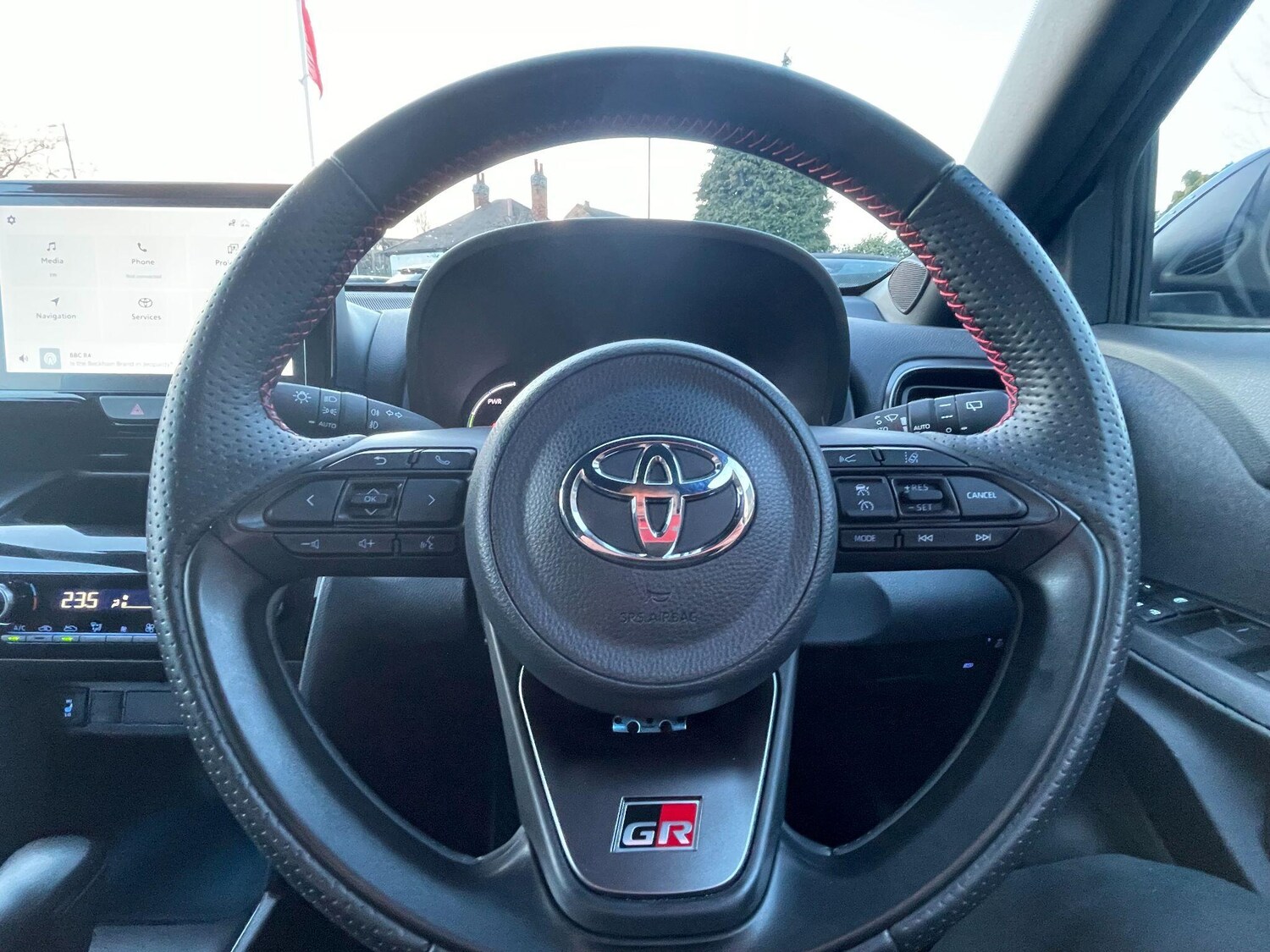 Used Toyota Yaris Cross for sale - 77723345: Photo 32