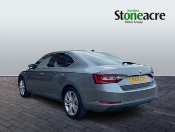 Used Skoda Superb 2018 for sale - 78572979: Photo