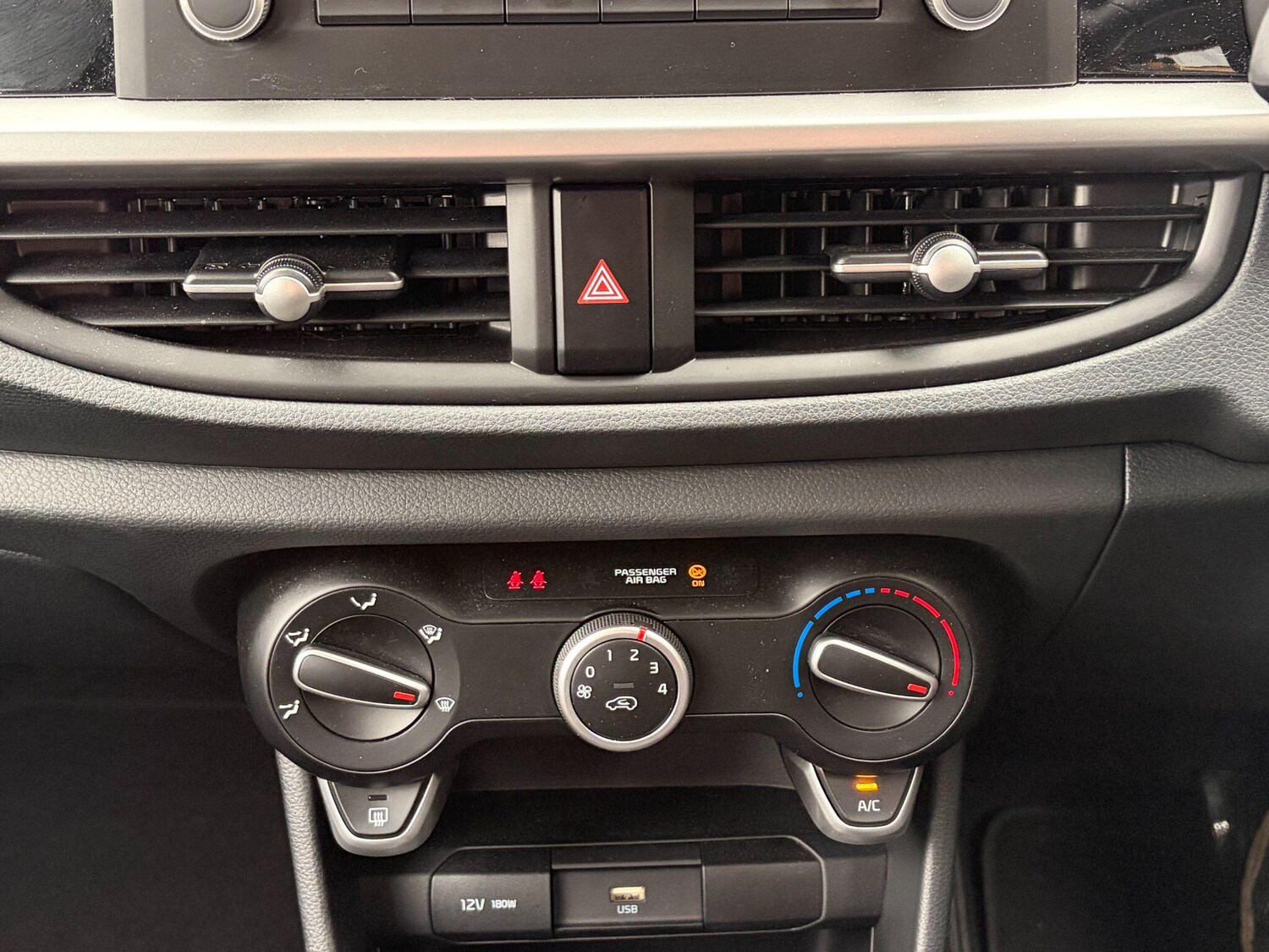 Used Kia Picanto 2023 for sale - 77722791: Photo 29