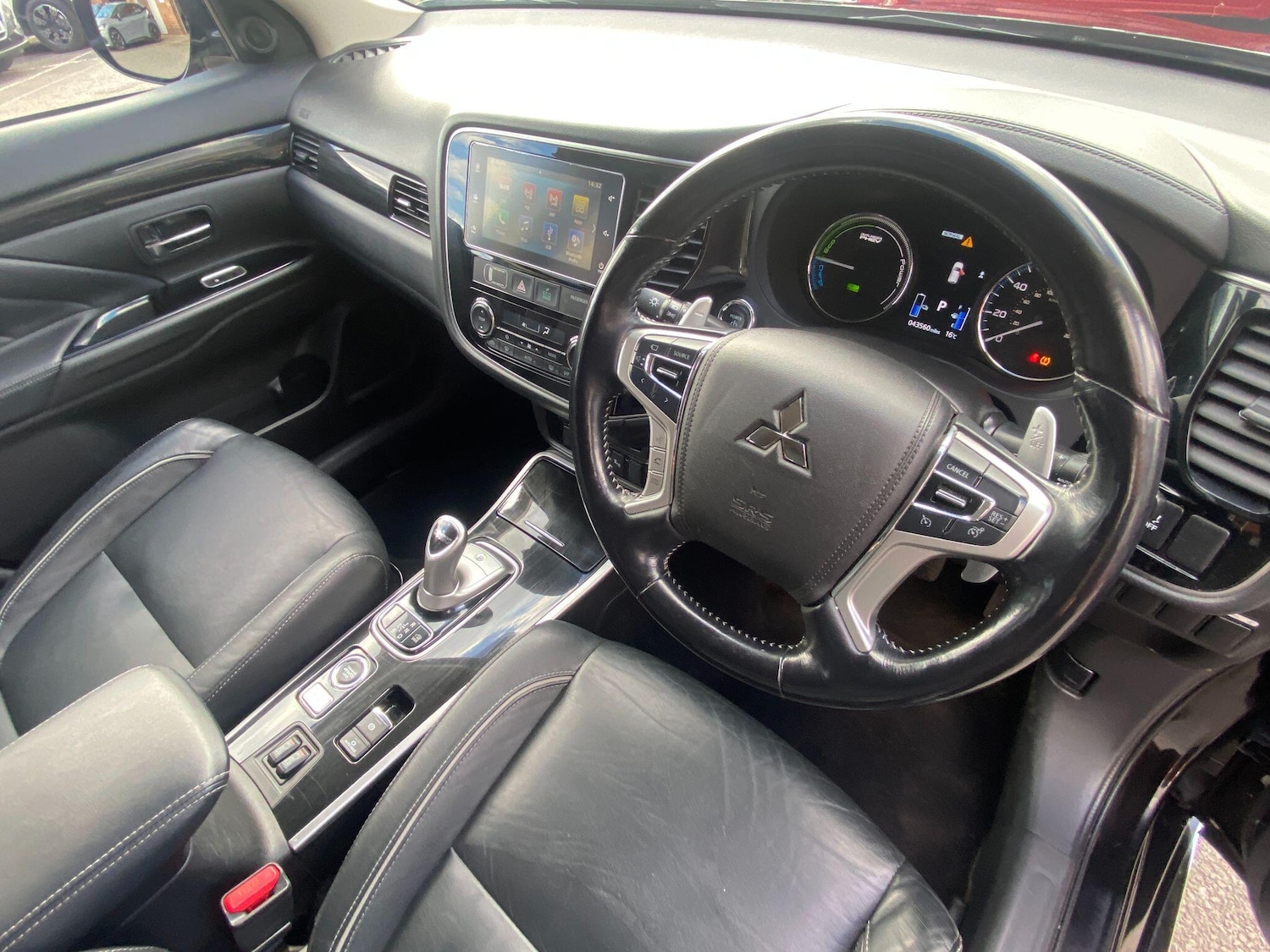 Used Mitsubishi Outlander 2019 for sale - 76137864: Photo 12