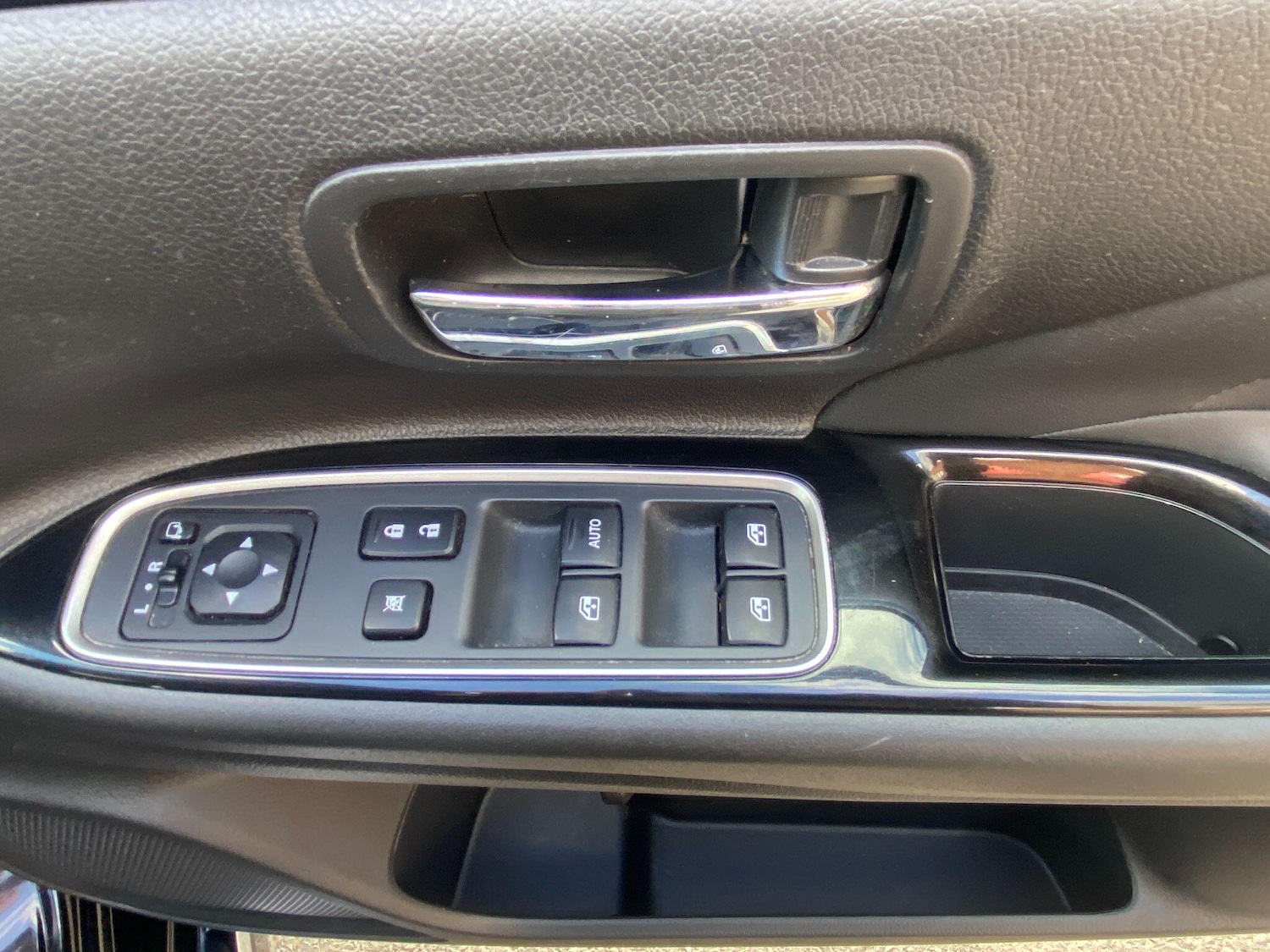 Used Mitsubishi Outlander 2019 for sale - 76137864: Photo 25