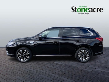 Used Mitsubishi Outlander 2019 for sale - 76137864: Photo 2