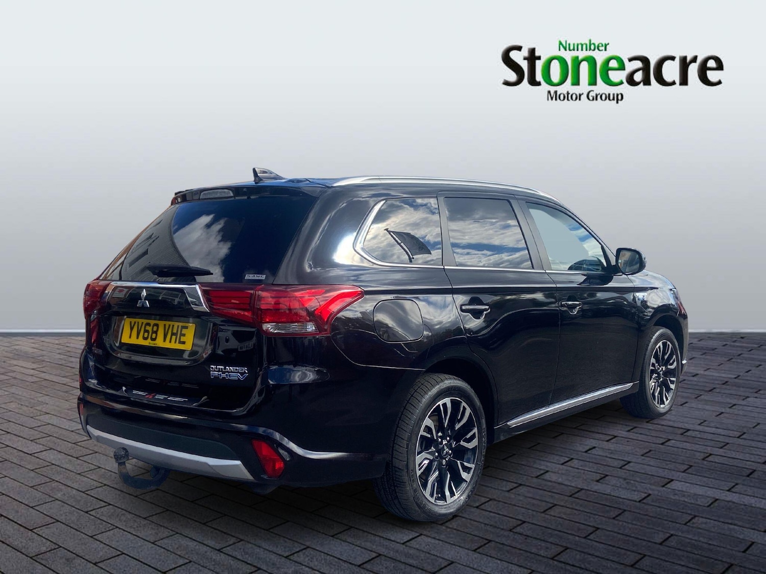 Used Mitsubishi Outlander 2019 for sale - 76137864: Photo 3