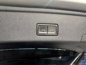 Used Volkswagen Touareg 2020 for sale - 78205075: Photo