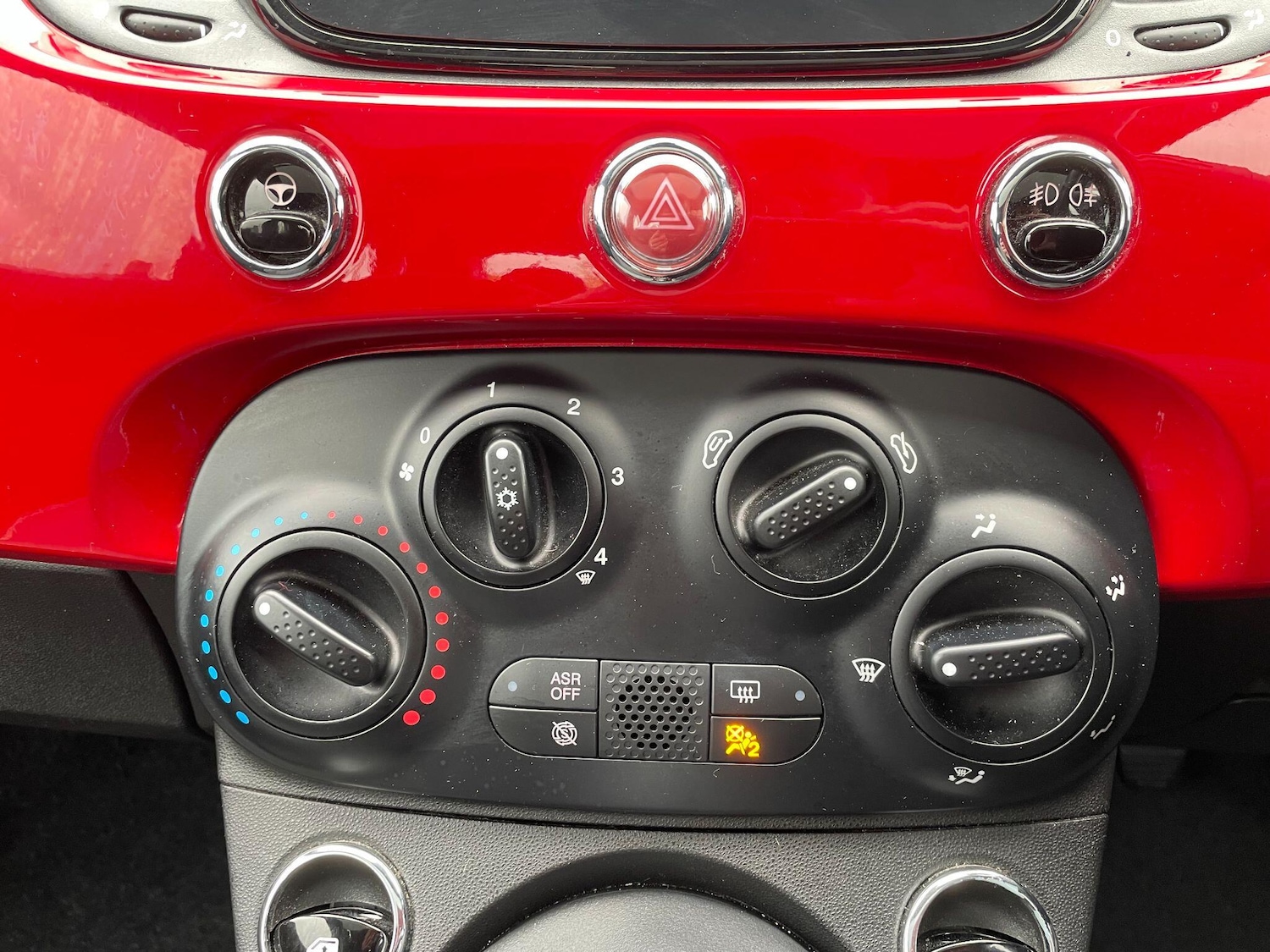 Used Fiat 500 2020 for sale - 76780970: Photo 10