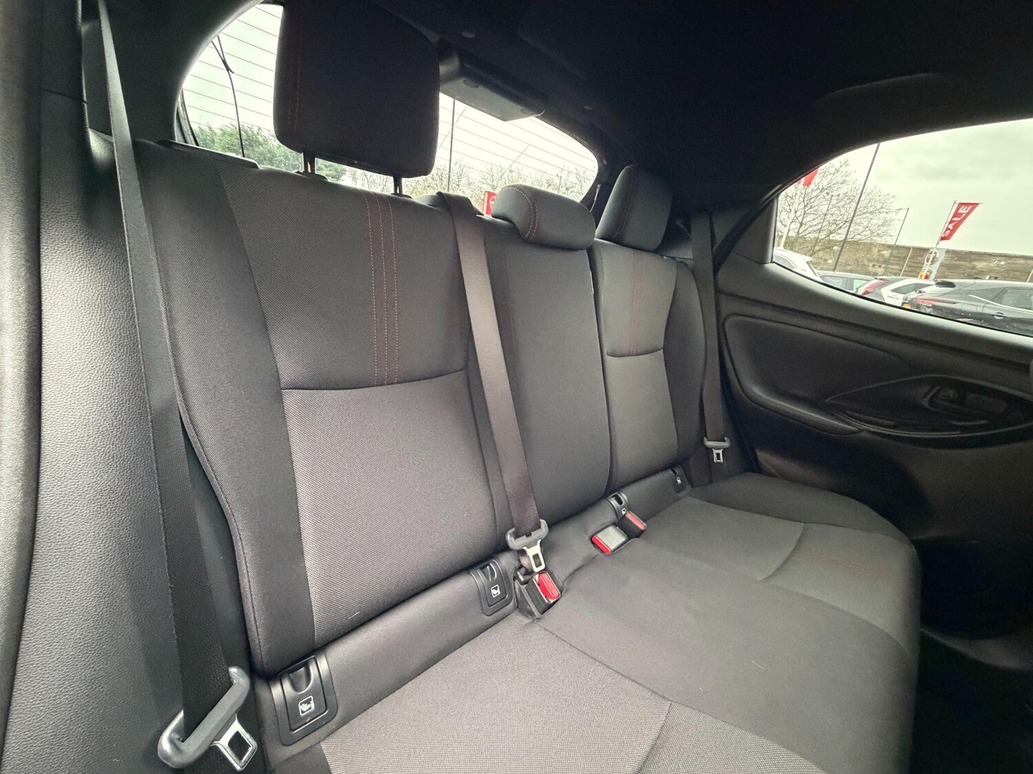 Used Toyota Yaris for sale - 77723498: Photo 13