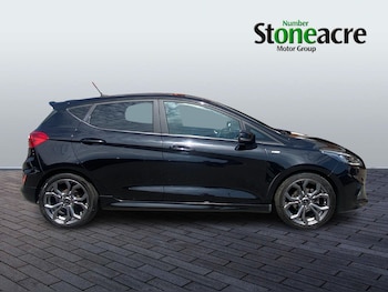 Used Ford Fiesta 2021 for sale - 76522101: Photo