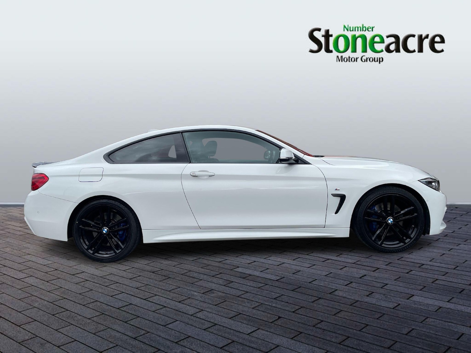 Used BMW 4 Series 2018 for sale - 76136537: Photo 2