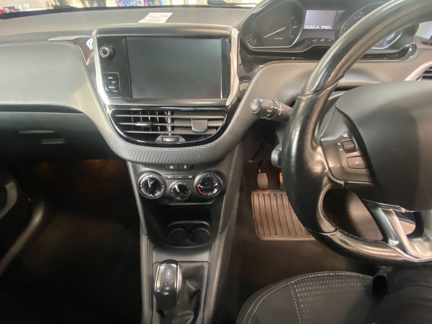 Used Peugeot 208 2018 for sale - 76688876: Photo 10