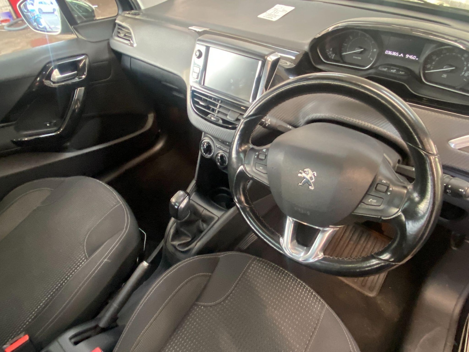 Used Peugeot 208 2018 for sale - 76688876: Photo 12