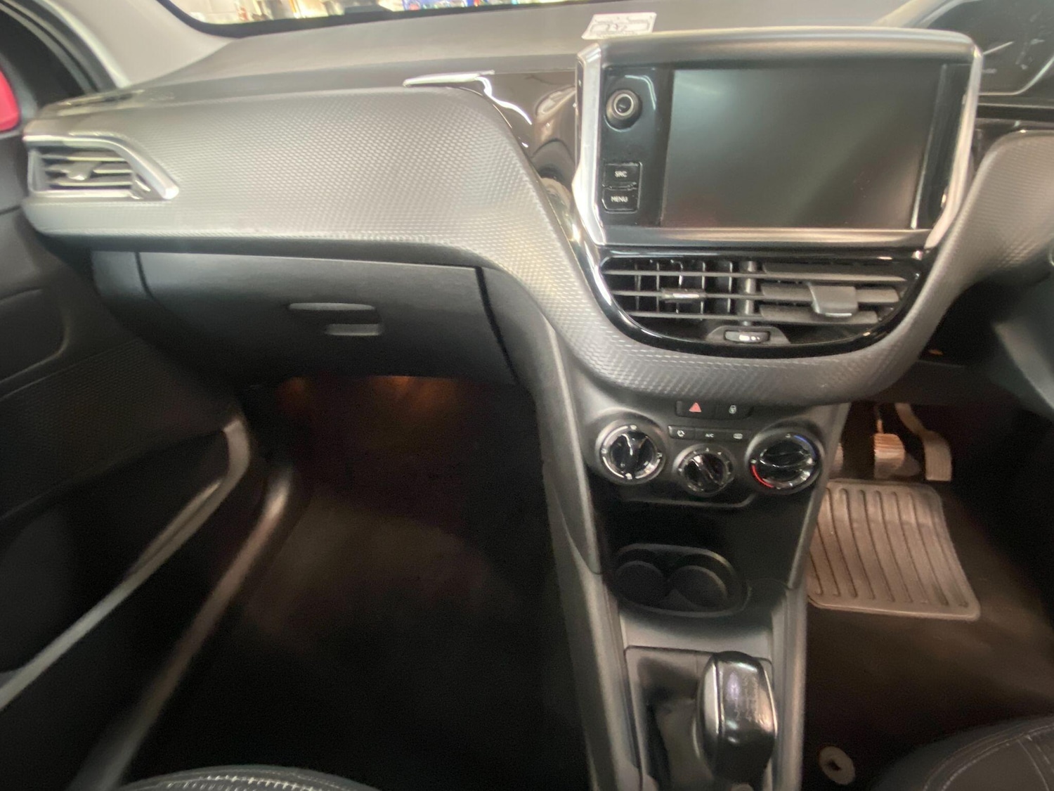 Used Peugeot 208 2018 for sale - 76688876: Photo 9