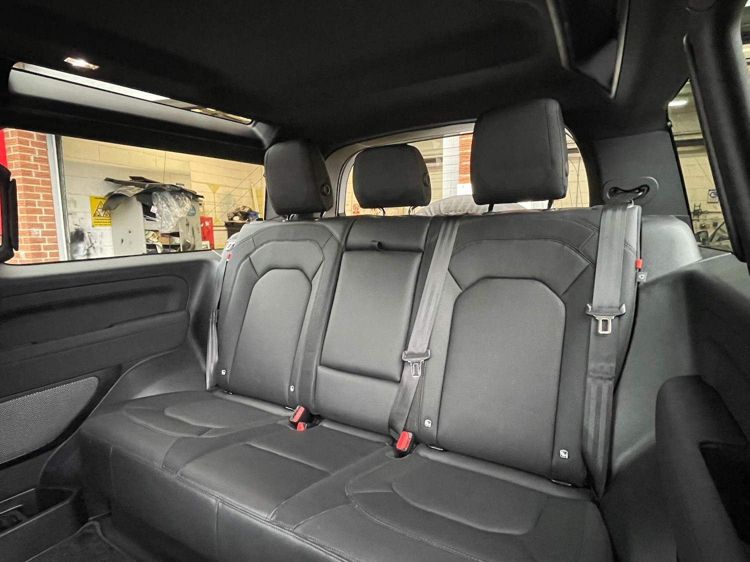 Used Land Rover Defender 90 for sale - 76485526: Photo 14