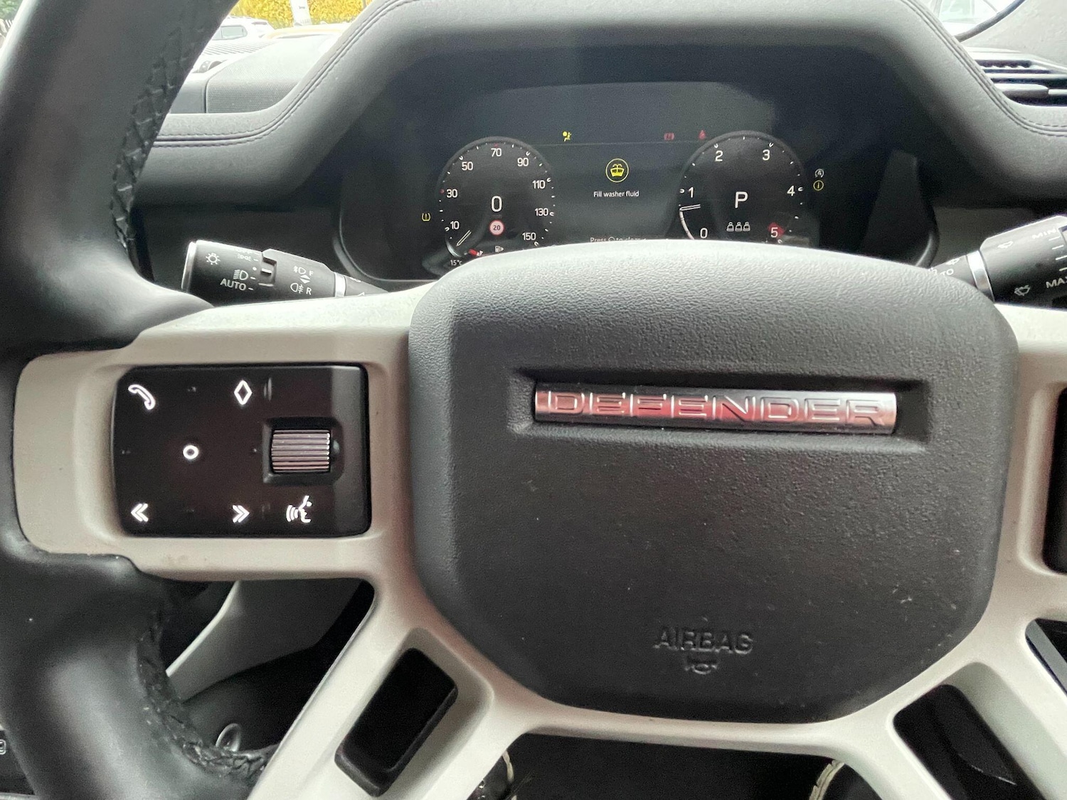 Used Land Rover Defender 90 for sale - 76485526: Photo 15