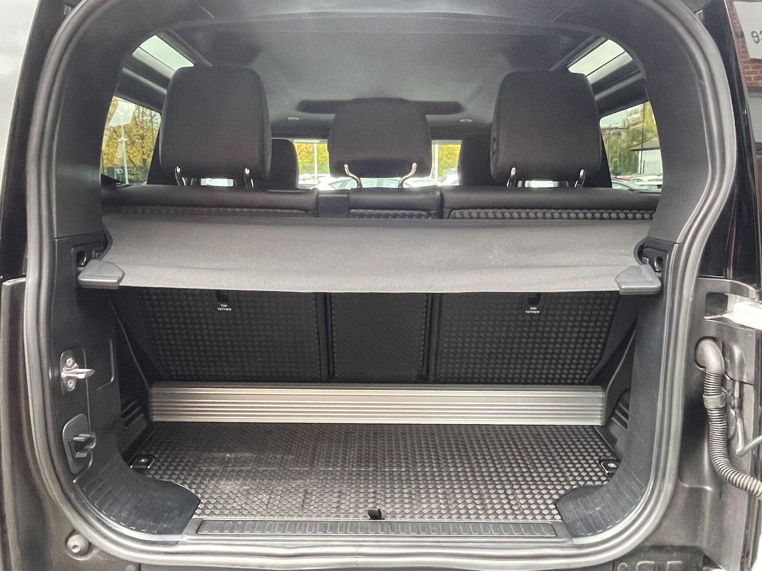 Used Land Rover Defender 90 for sale - 76485526: Photo 32