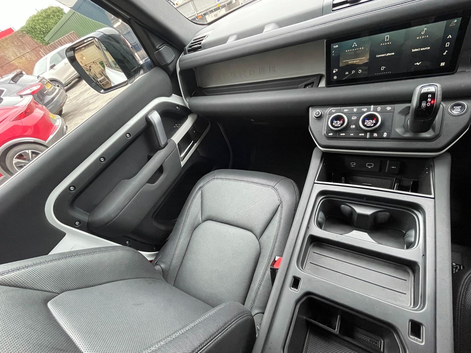 Used Land Rover Defender 90 for sale - 76485526: Photo 34