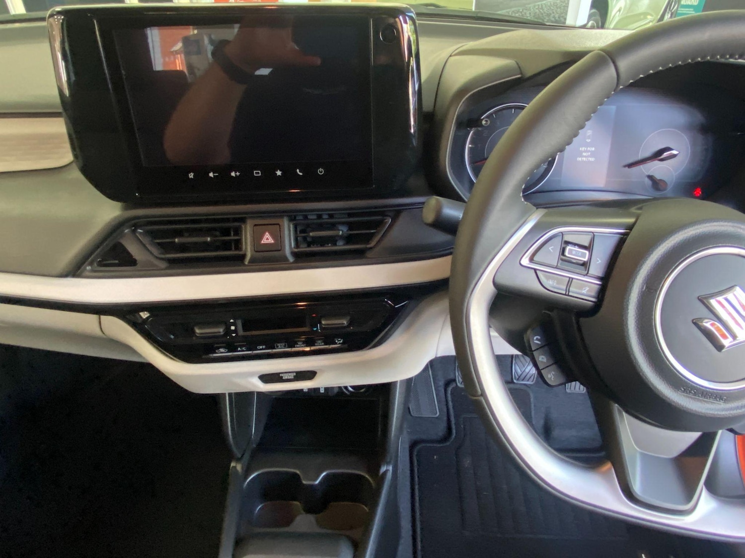 Used Suzuki Swift 2025 for sale - 76689878: Photo 14