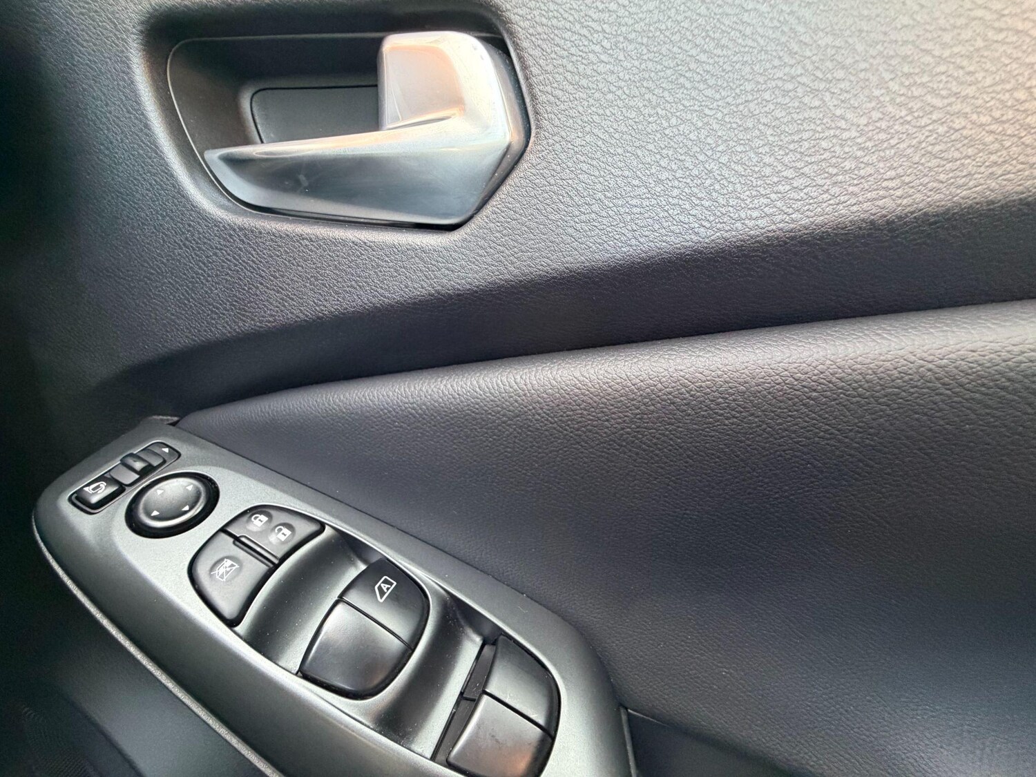 Used Nissan Juke 2025 for sale - 78034104: Photo 28