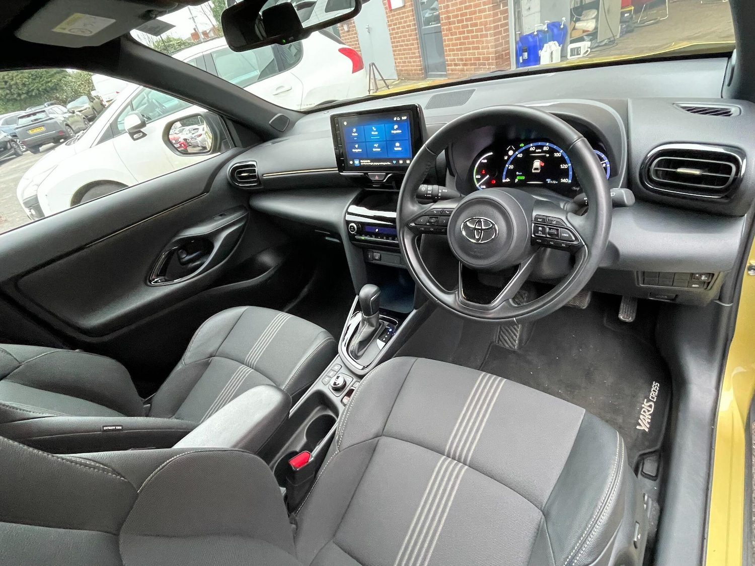 Used Toyota Yaris Cross 2022 for sale - 77598090: Photo 10