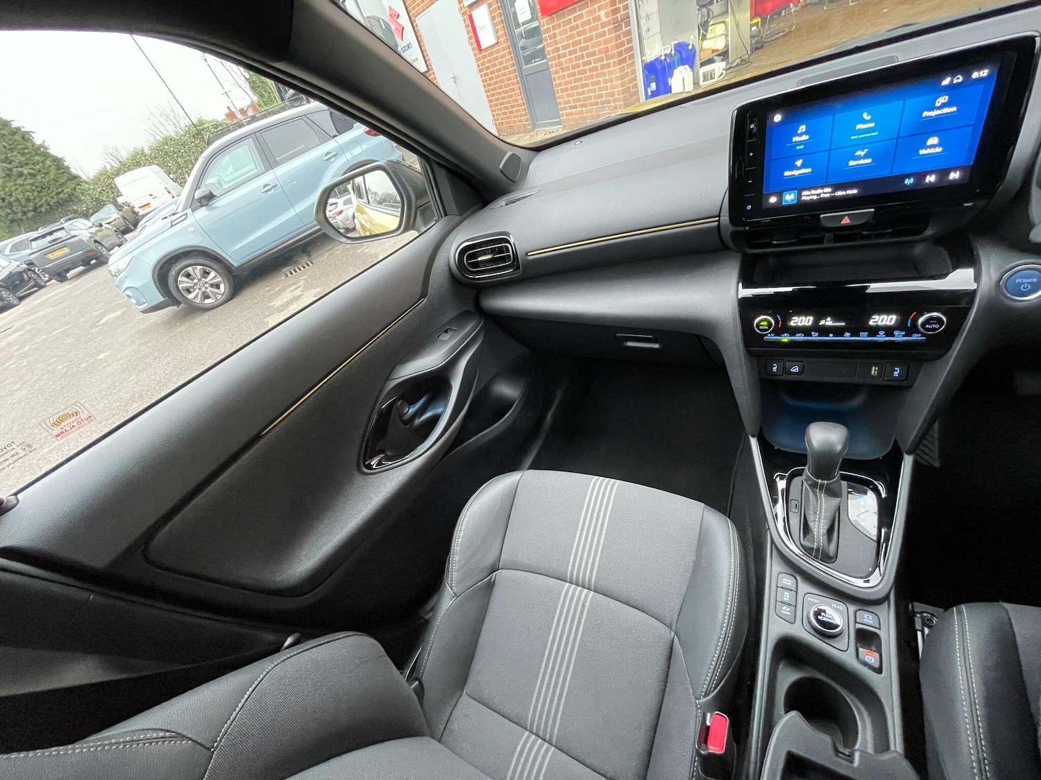 Used Toyota Yaris Cross 2022 for sale - 77598090: Photo 9