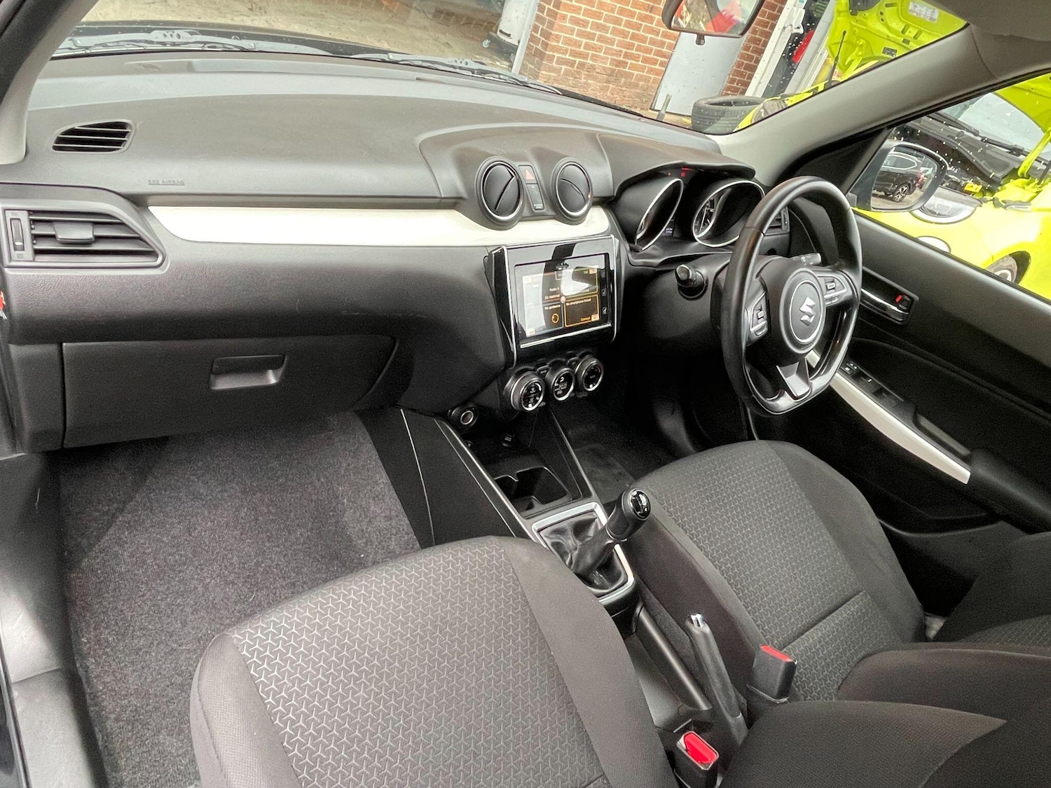 Used Suzuki Swift 2018 for sale - 77238443: Photo 12