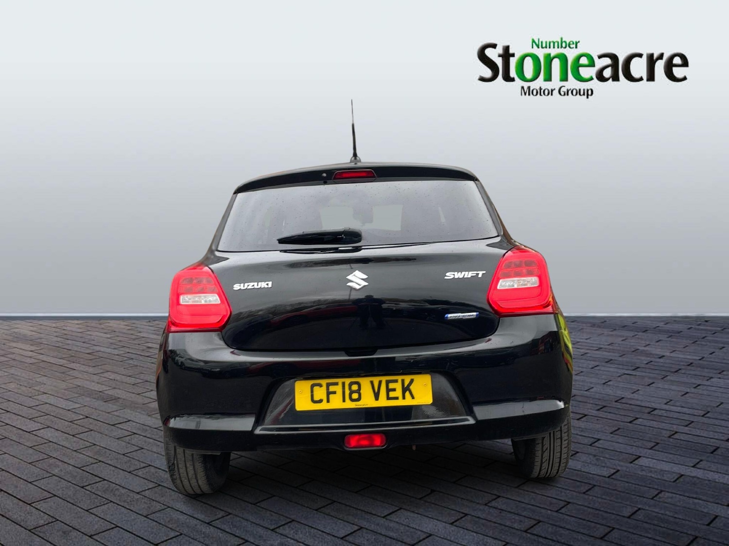 Used Suzuki Swift 2018 for sale - 77238443: Photo 2