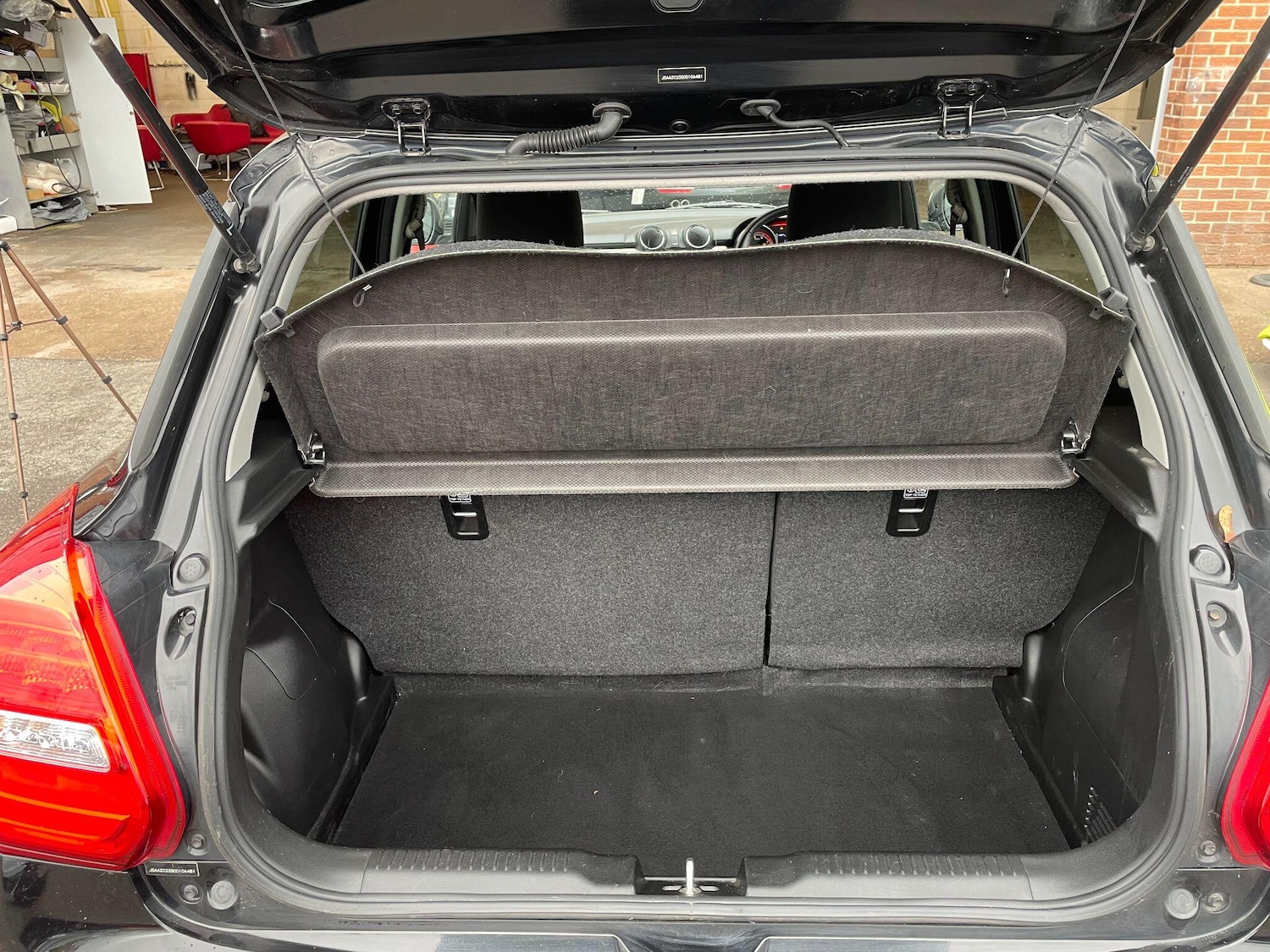 Used Suzuki Swift 2018 for sale - 77238443: Photo 20