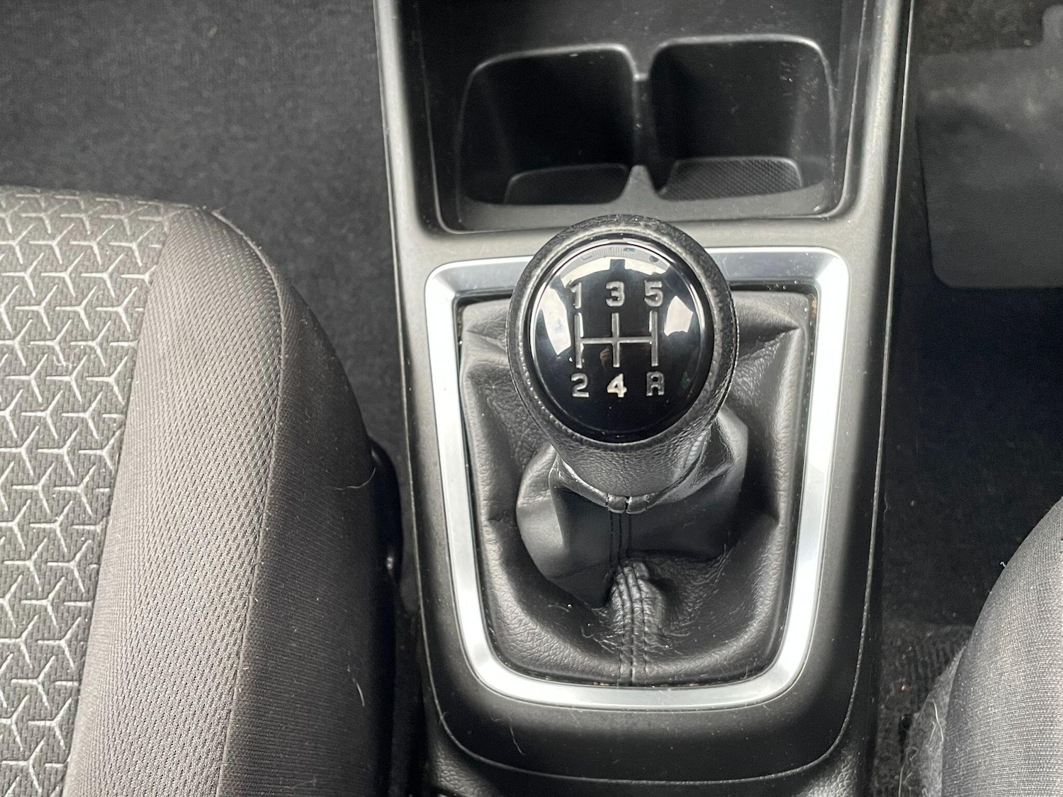 Used Suzuki Swift 2018 for sale - 77238443: Photo 34