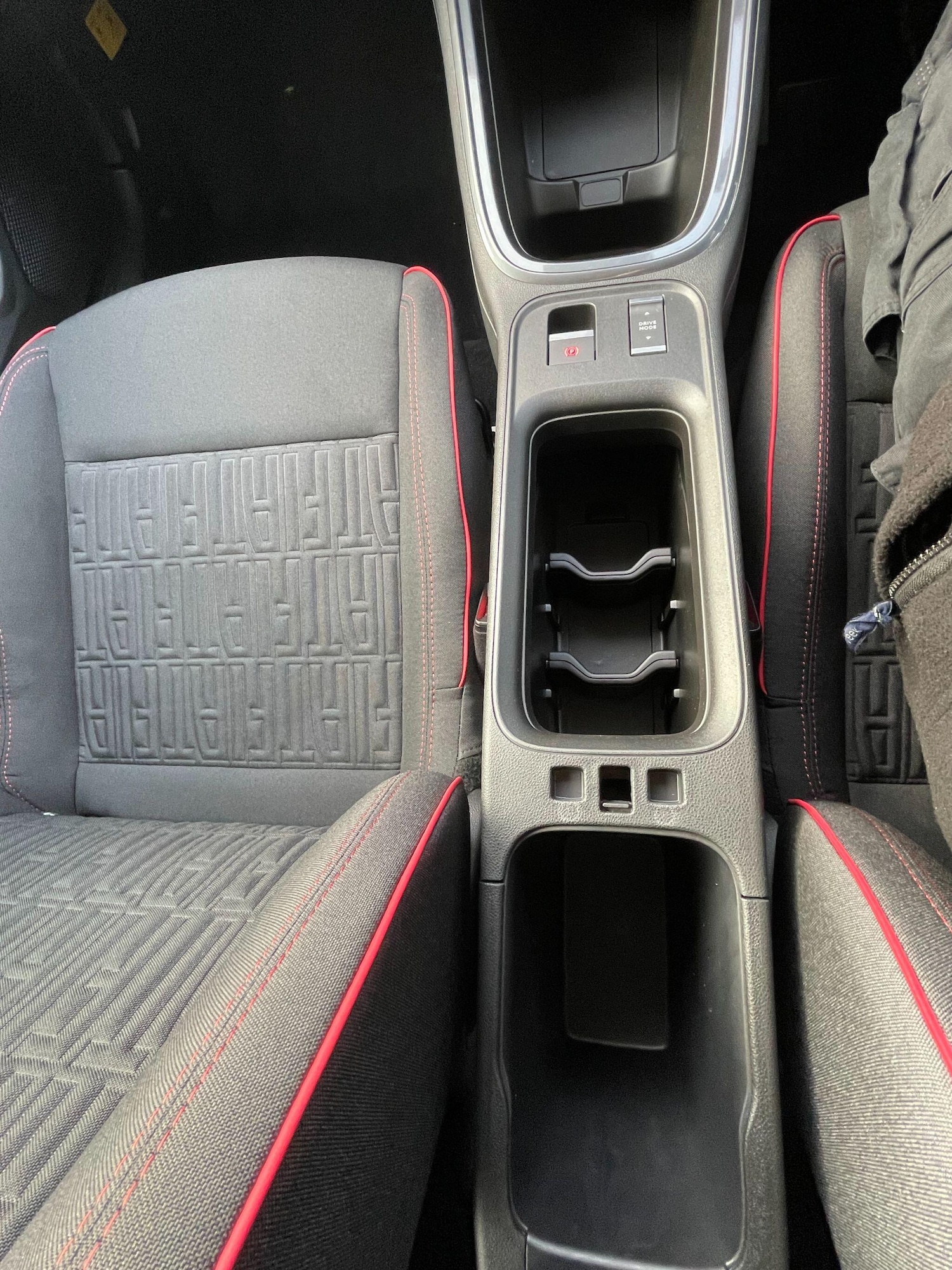 Used Fiat 600 2025 for sale - 76715121: Photo 36