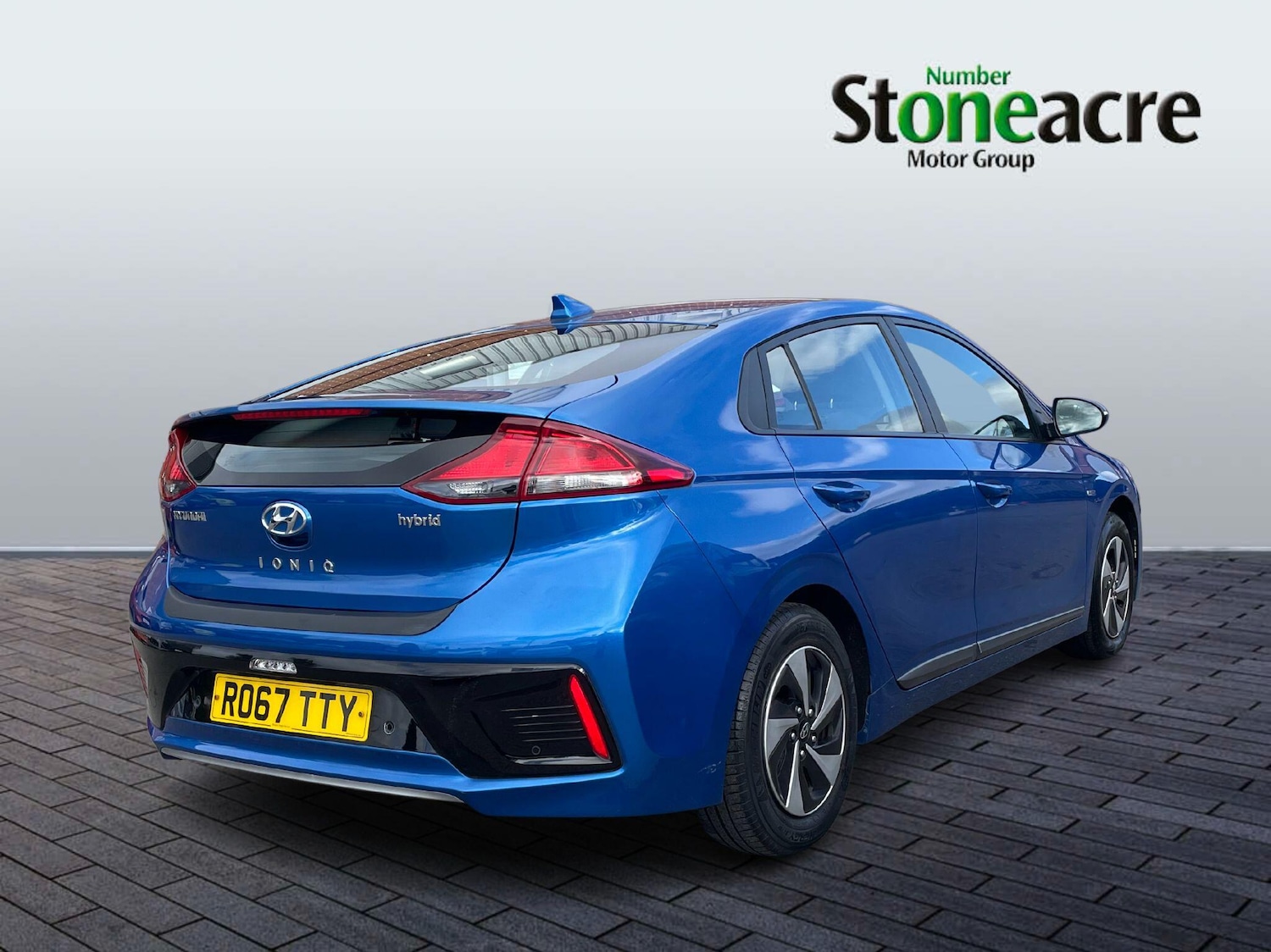 Used Hyundai IONIQ 2017 for sale - 76284307: Photo 2