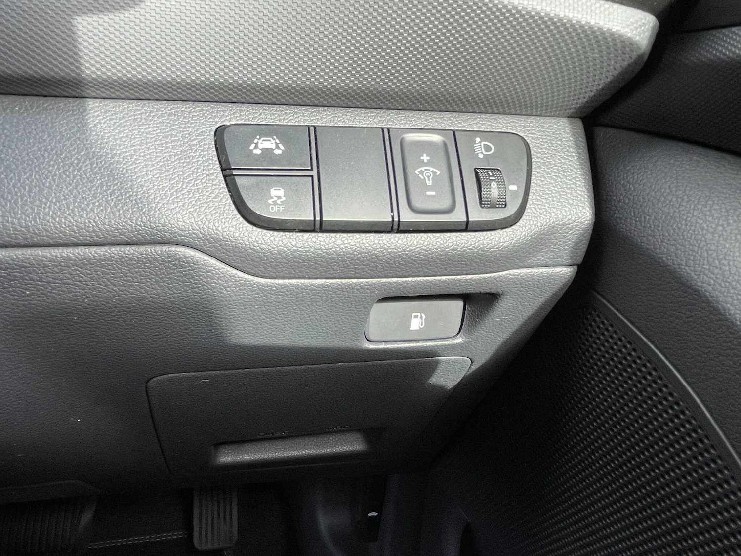Used Hyundai IONIQ 2017 for sale - 76284307: Photo 30